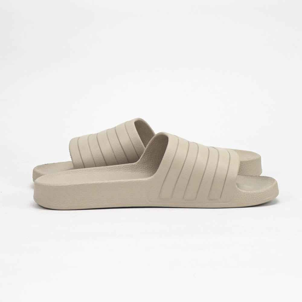Adidas Adilette Slides